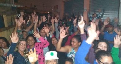 Moradores aprovam decisões por unanimidade