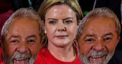 Gleisi com mascara de Lula