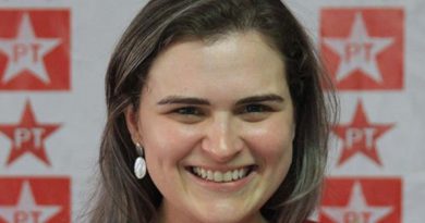 Marília Arraes em campanha