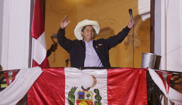 Pedro Castillo, na noite da vitória em 2021